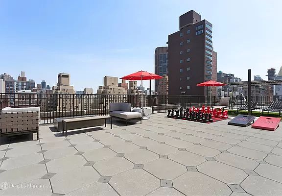 3rd image of 220 Madison Ave APT 14F