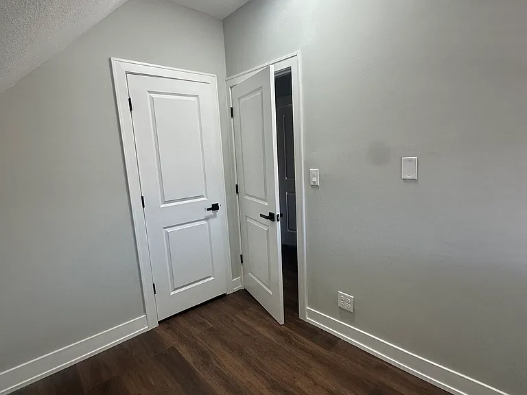 3040 W Medill Ave #3 — Photo 11