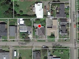 348 W 5th St, Coquille, OR
