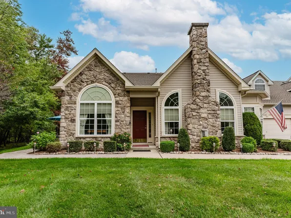 159 Villa Dr, Warminster, PA 18974