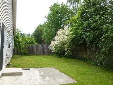 4th image of 2309 NE 107th St