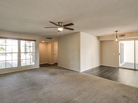 2nd image of 10507 W Palmeras Dr