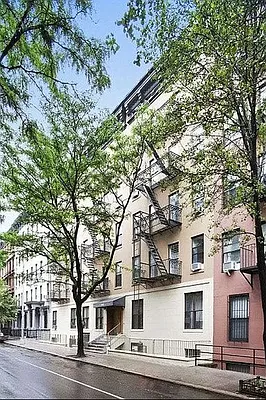 Rented by REAL New York | media 24