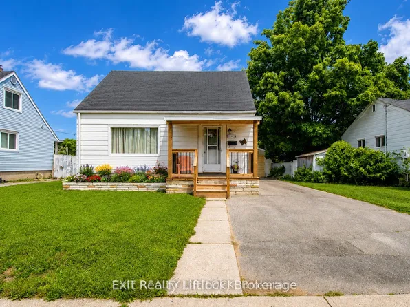 644 Hawley St, Peterborough, ON K9J 4C6