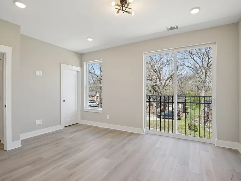 371 Archwood Dr — Photo 29