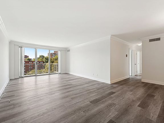 2nd image of 4977 Battery Ln APT 612