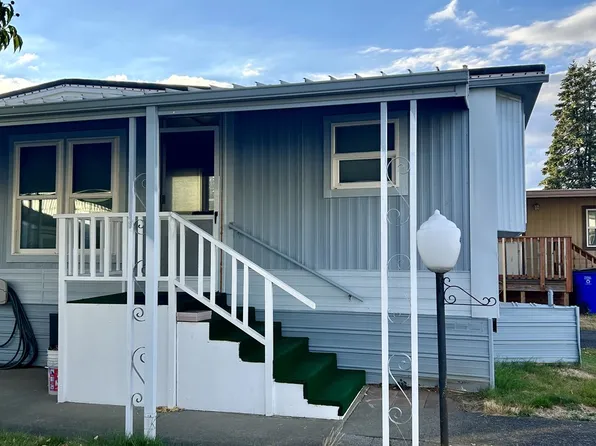 16901 SE Division St Unit 49, Portland, OR 97236