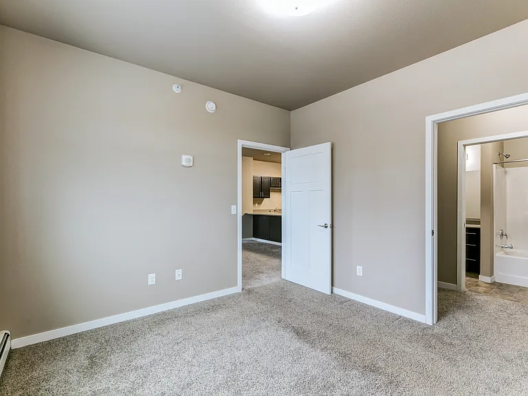 Pinecrest Apartment Homes — Photo 17