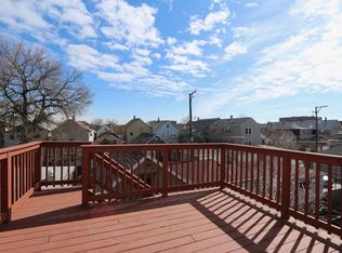 2135 W 18th St #3, Chicago, IL 60608