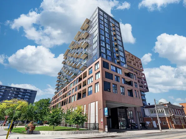 270 Dufferin St #626, Toronto, ON M6K 0H8