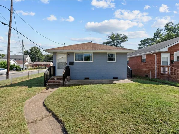 526 Powhatan Pkwy, Hampton, VA 23661