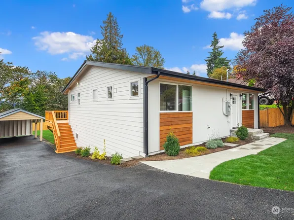 12618 24th Avenue S, Seattle, WA 98168