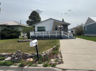 307 S Iowa St, Conrad, MT 59425