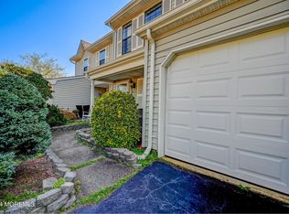 44 Mariners Cv, Freehold, NJ 07728
