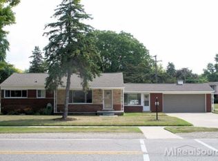 53740 Shelby Rd, Shelby Township, MI 48316