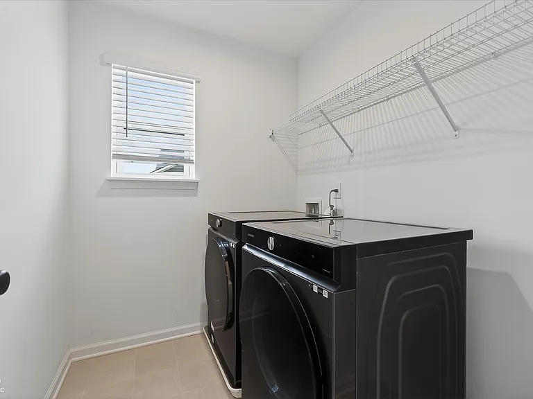 20374 N Pacific Ave — Photo 28