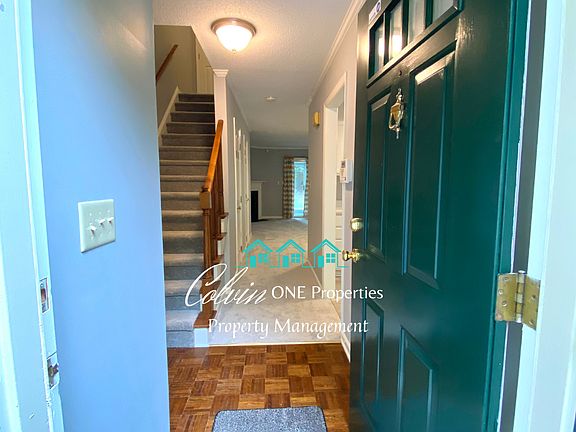 4th image of 4607 Lawndale Dr #1