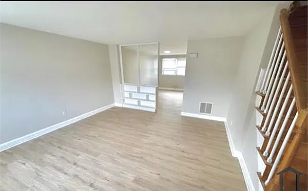 1240 Newfield Rd — Photo 2