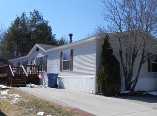 17174 Louise Dr, Davisburg, MI 48350