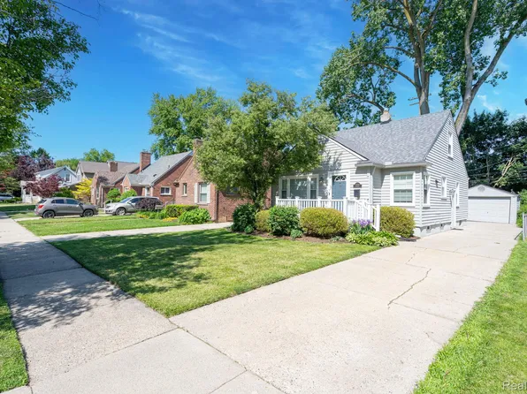 2036 Gardner Ave, Berkley, MI 48072