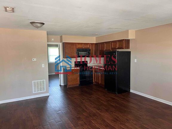 3rd image of 417 S 5th St #19