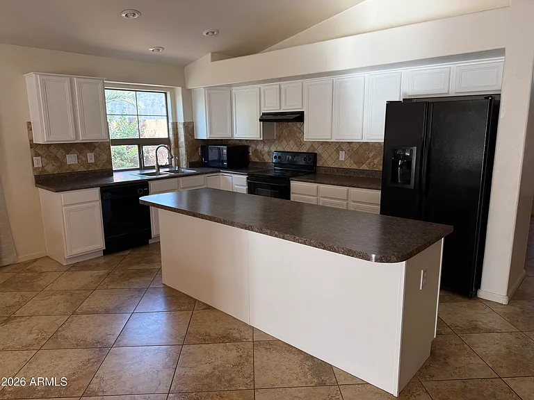 4240 S Kerby Way — Photo 3