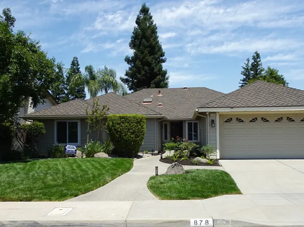 878 E Catalina Cir, Fresno, CA 93730