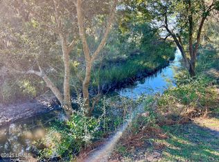 27 Little Creek Rd, Beaufort, SC 29907