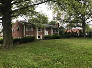 246 Applegrove St NE, North Canton, OH 44720