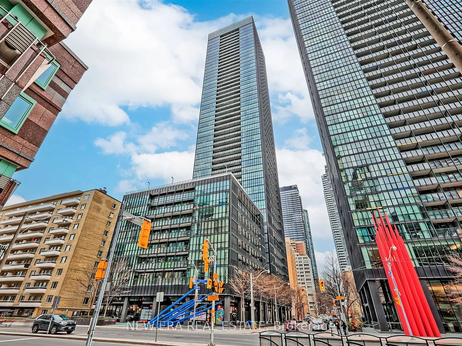 2 bed, $3,200 — Photo 1