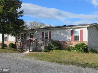 963 Green Spring Rd, Newville, PA 17241