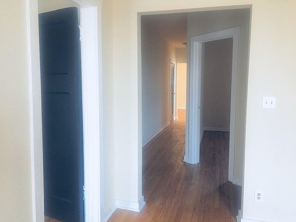 2nd image of 6141 S Dorchester Ave