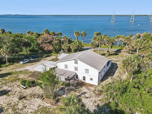 7803 S Indian River Ln, Fort Pierce, FL 34982