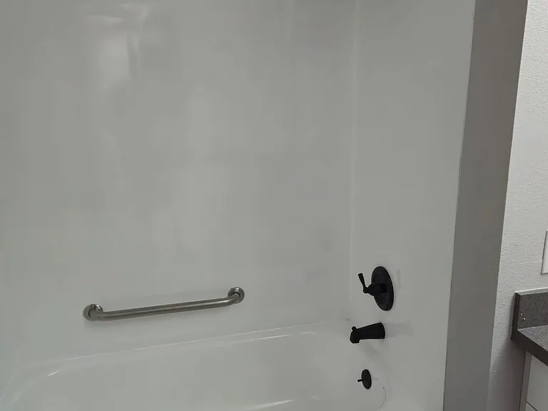 Renovated Townhomes in Alderwood Area — Photo 14