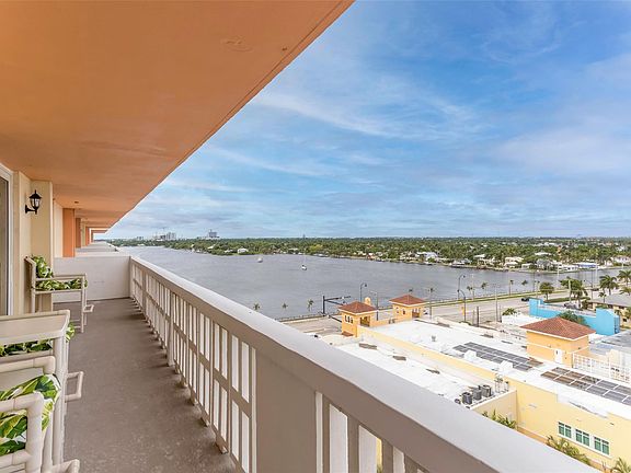 4th image of 801 S Ocean Drive #1106