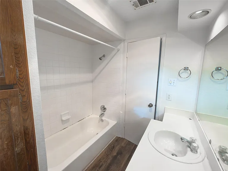 4825 Diaz Ave #3 — Photo 4