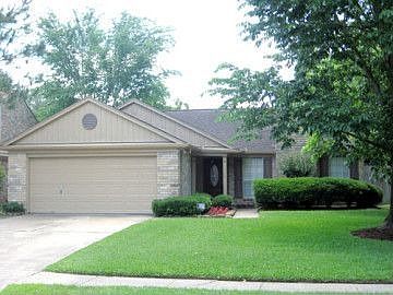 2nd image of 18039 Brooknoll Dr