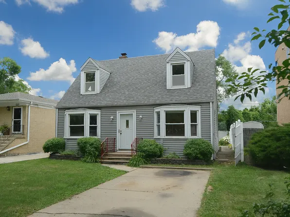 215 W Kimbell Ave, Elmhurst, IL 60126