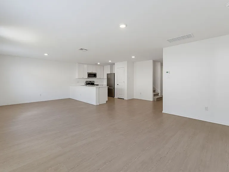 216 Ayla Marie Cv — Photo 8