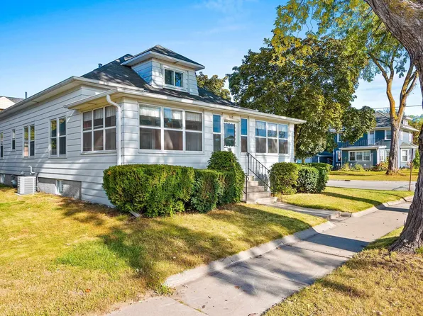 349 N Ashland Ave, Green Bay, WI 54303