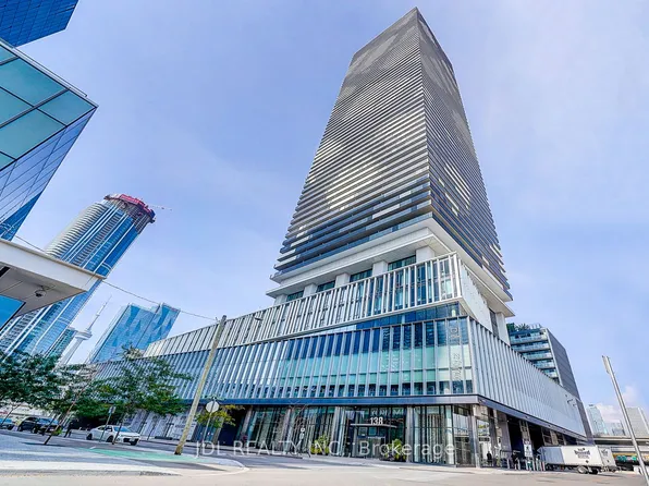 138 Downes St #5103, Toronto, ON M5E 0E4