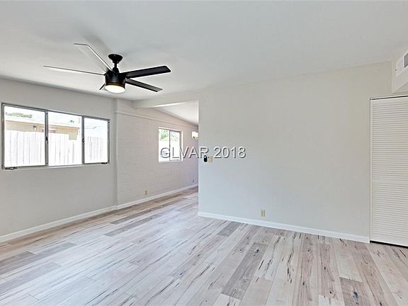 5th image of 2810 Topanga St