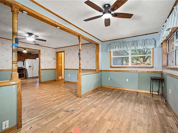 5th image of 515 Strange Ave