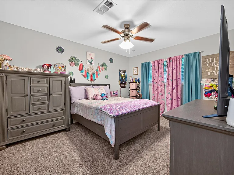 746 Stone Mountain Dr — Photo 33