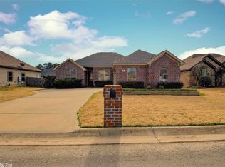 11 Justice Ln, Little Rock, AR 72210