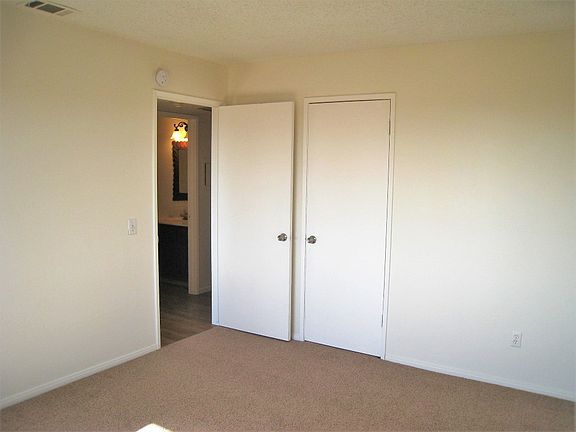 4th image of 1209 Tribune St #4