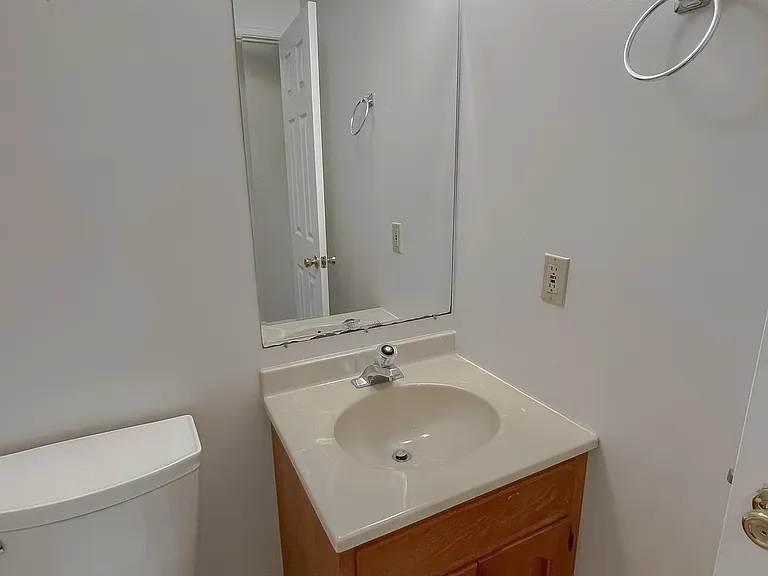 109 Morris Dr — Photo 29