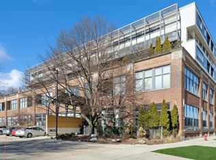 1800 Ridge Ave UNIT 105, Evanston, IL