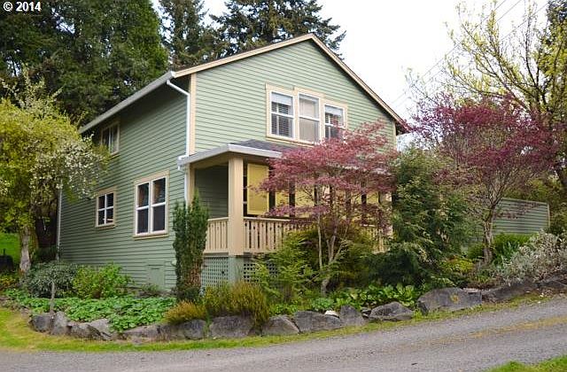 Home w/extra lots potential