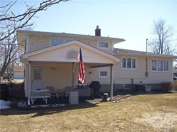 2nd image of 154 Idlewood Dr